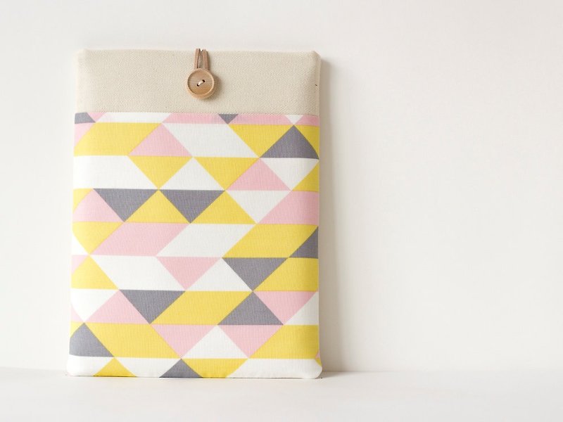 Tablet case iPad Pro 9.7 "iPad Air Kindle iPad mini cover / Pink Triangle - Tablet & Laptop Cases - Cotton & Hemp Pink