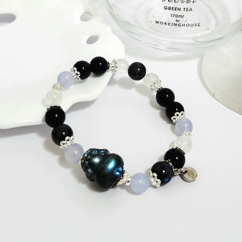 強光拉長石貔貅設計手鍊/增強溝通能力、開拓眼界、招桃花之搭配 - 手鍊/手環 - 水晶 藍色