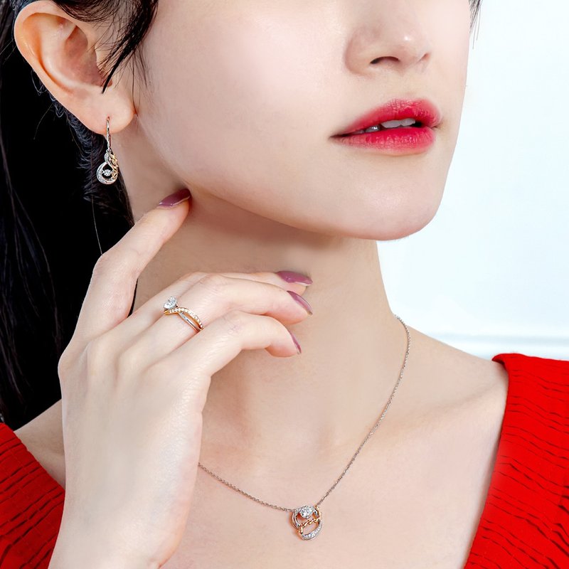 京華鑽石 跳舞鑽石 18K 共0.15克拉 思念系列鑽石耳環 - 耳環/耳夾/耳骨夾 - 鑽石 
