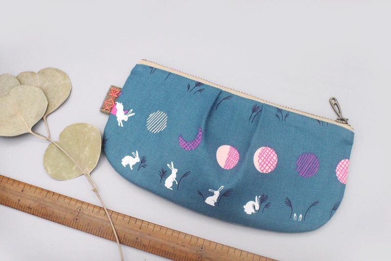 The last number - month and rabbit under the star, double-sided two-color large-capacity pencil case - Toiletry Bags & Pouches - Cotton & Hemp Blue