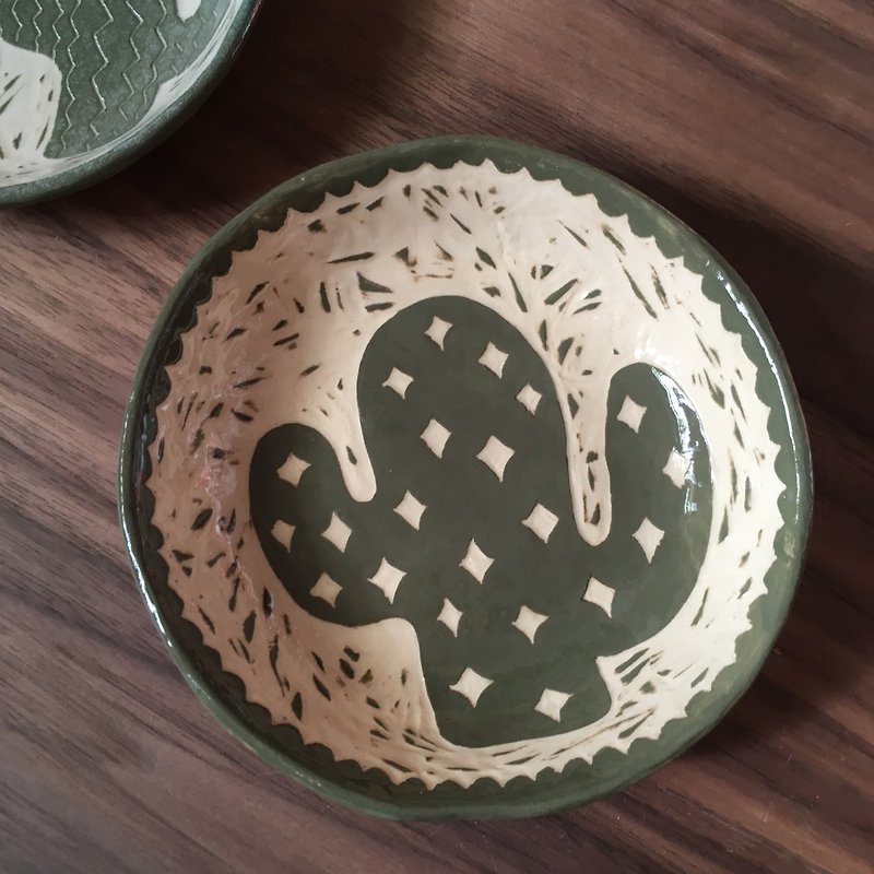 Meat / plants / hand carved / cactus / snack plate / cake plate / small dish / pottery dish - Small Plates & Saucers - Pottery Green