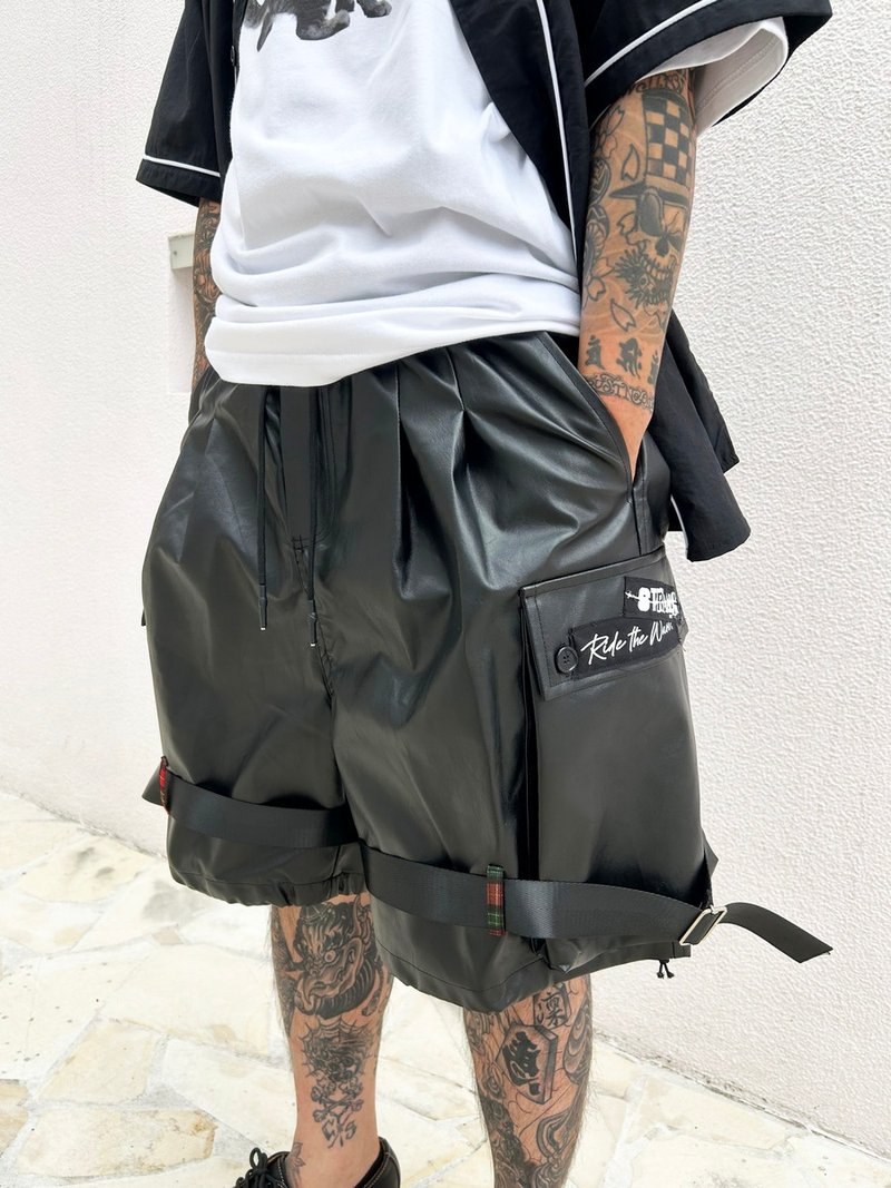 Faux leather shorts/black/size F/hellcatpunks/hcp-pt-0019 - กางเกง - เส้นใยสังเคราะห์ สีดำ