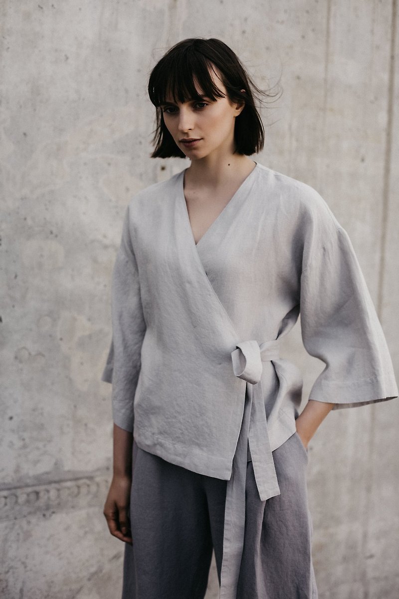 Linen Blouse Motumo 18P2 - Women's Shirts - Linen 