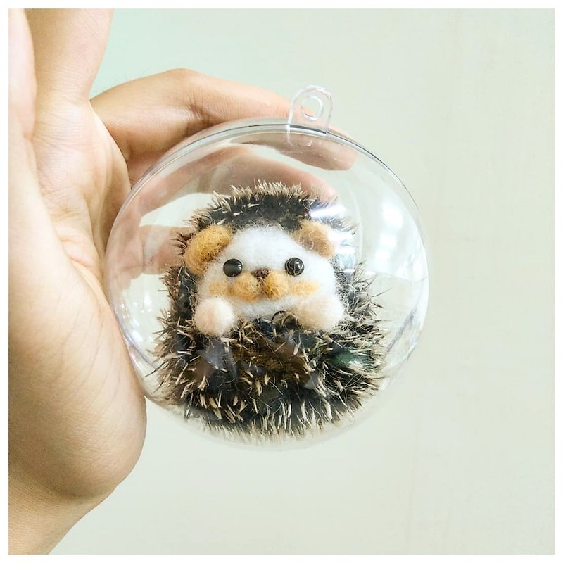 Billowing-Ball Ball Version of Shy Hedgehog