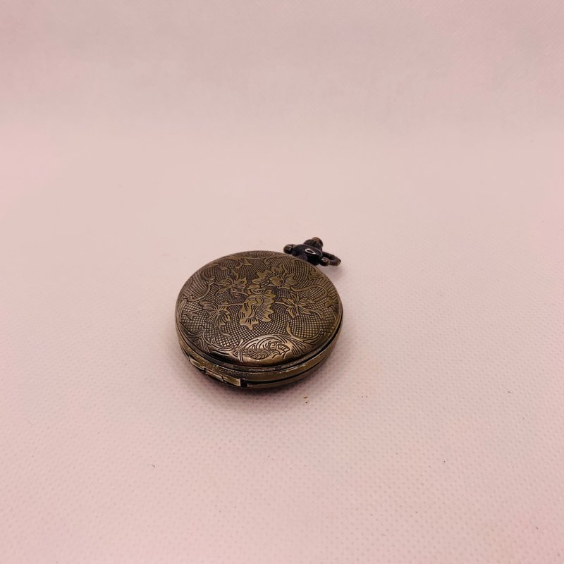 Vintage 復古色香膏飾品盒 - 其他 - 其他金屬 
