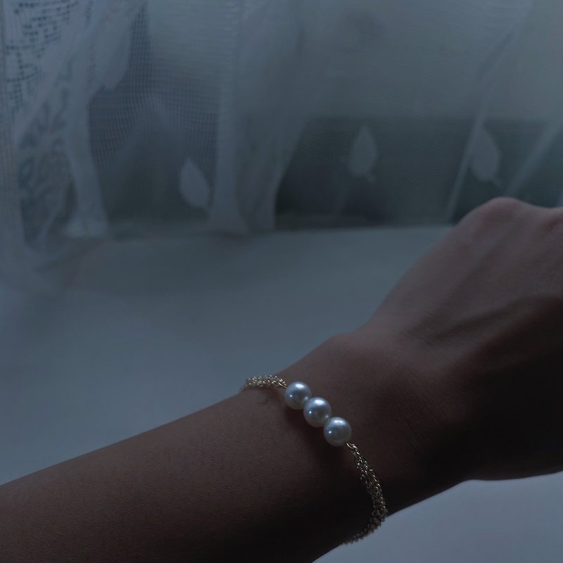 5: AM 14k gold-clad natural pearl bracelet with magnetic buckle - สร้อยข้อมือ - ไข่มุก 