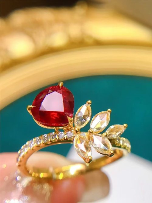 臺北奧斯珠寶｜客製莫桑石、莫桑鑽、GIA鑽石、彩色寶石 AIGS無燒紅寶石戒指 2.01克拉