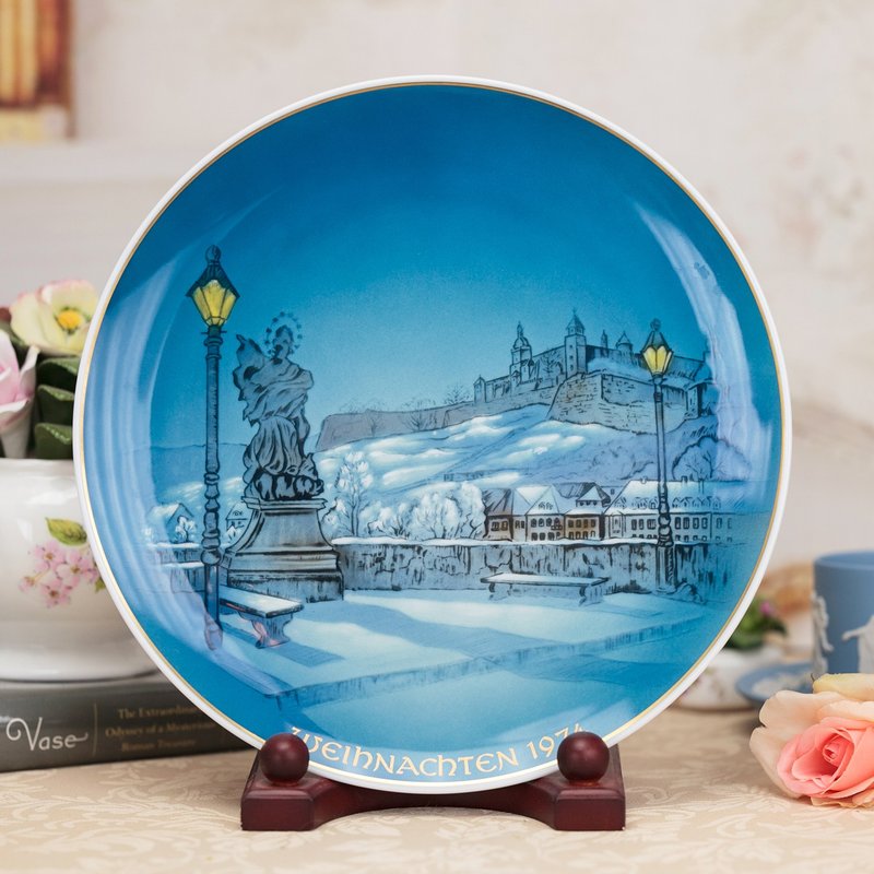 German-made Rosenthal 1974 Winter Scenery out-of-print hand-painted Christmas birthday ceramic plate - ของวางตกแต่ง - เครื่องลายคราม 