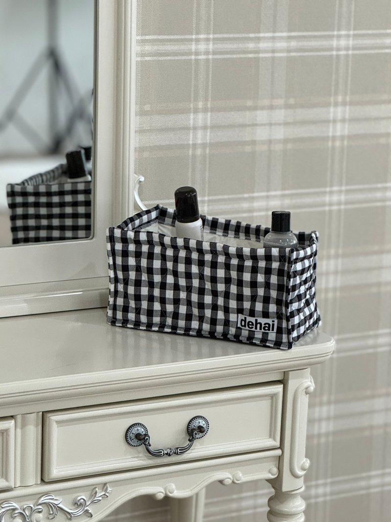 Gingham Check Tissue Basket - กล่องทิชชู่ - ผ้าฝ้าย/ผ้าลินิน 