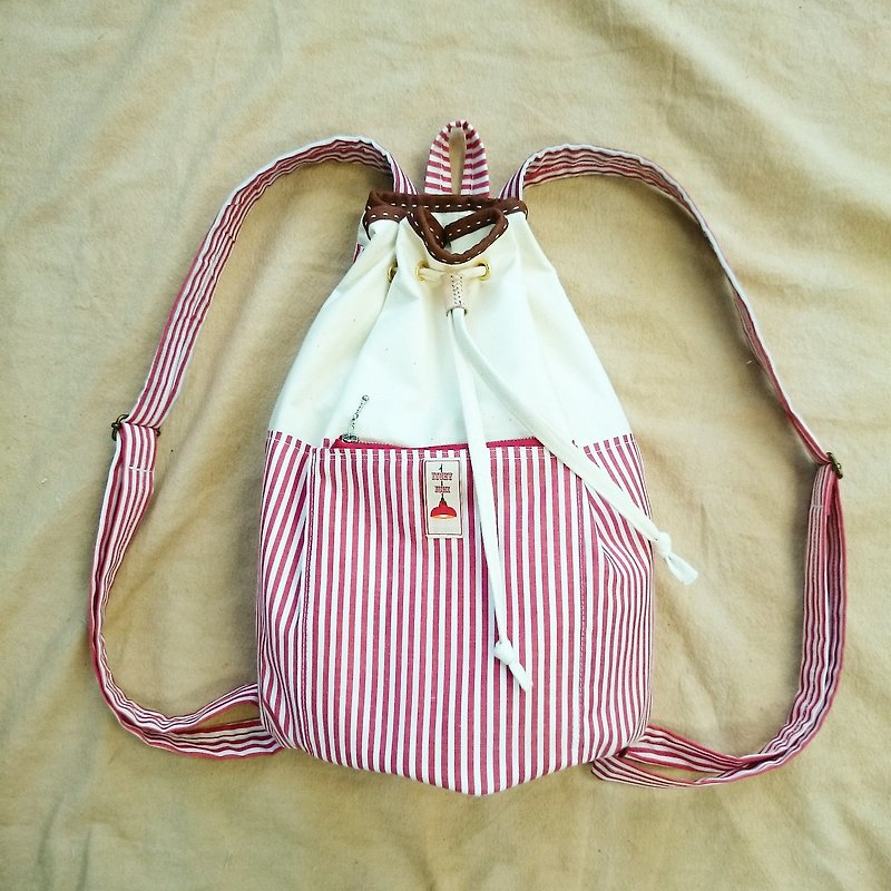 Hand-made retro beige and red and white striped backpack - กระเป๋าเป้สะพายหลัง - ผ้าฝ้าย/ผ้าลินิน สีแดง