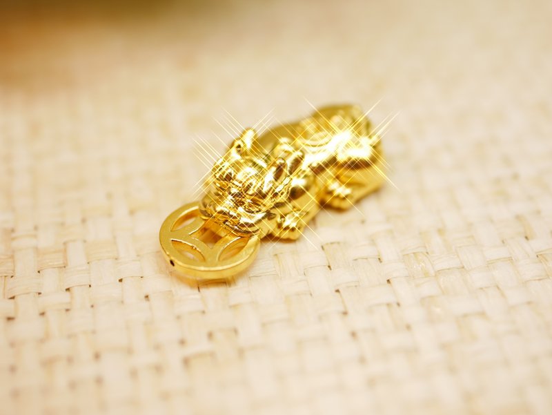 Gold 9999-Lucky Pixiu Ornaments-Gold Ornaments - ของวางตกแต่ง - ทอง 24 เค สีทอง