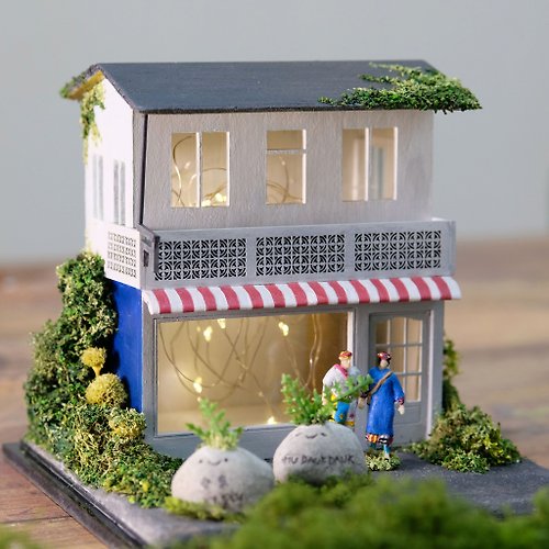 仰式漂浮 Daydream Crafts 客製化中景觀 - 壓克力盒紀念品 店面裝飾 門面 景觀 造景 模型