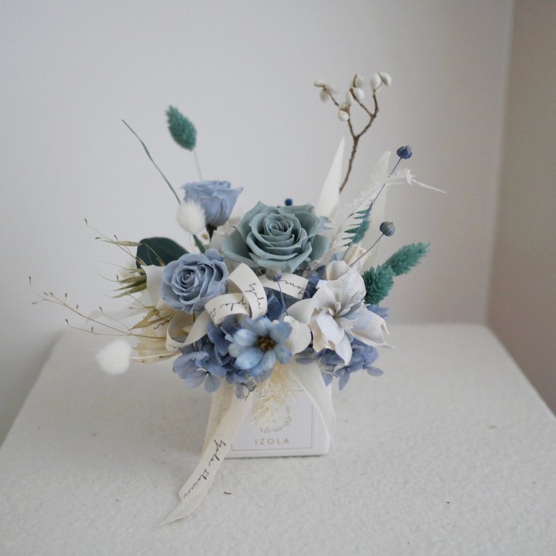 Morandi gray-blue cool color desktop potted flower | dry eternal flower pot_opening, birthday, housewarming - ช่อดอกไม้แห้ง - พืช/ดอกไม้ 