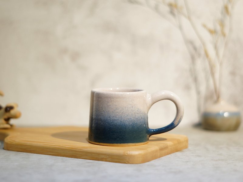 Peacock Blue Mini Yamagata Cup - about 100ml, teacup, mug, water cup, coffee cup - Mugs - Pottery Multicolor