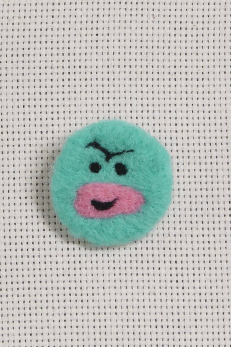 Fast shipping l Wool felt pin original design expression wool felt brooch monster brooch style pin - เข็มกลัด/พิน - ขนแกะ หลากหลายสี