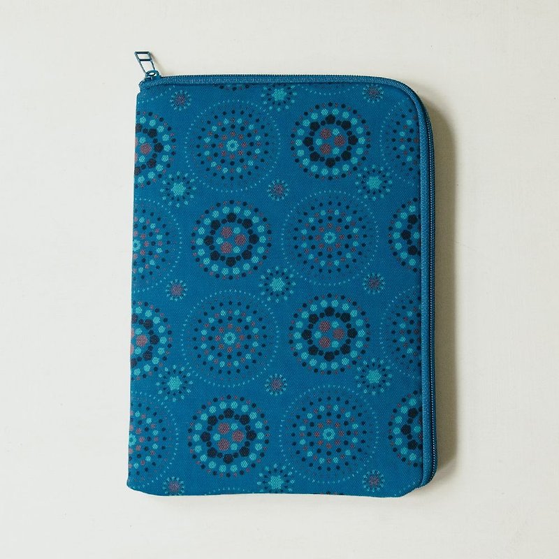 10.5吋 iPad收納包/煙火/星夜藍色 - 平板/電腦保護殼 - 棉．麻 藍色