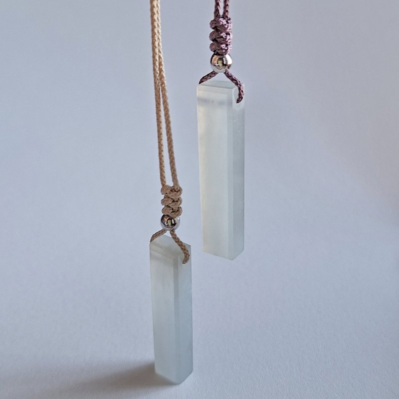 翡翠無事牌無事柱吊墜帶意境棉 | 天然緬甸翡翠吊墜 - 項鍊 - 玉石 白色