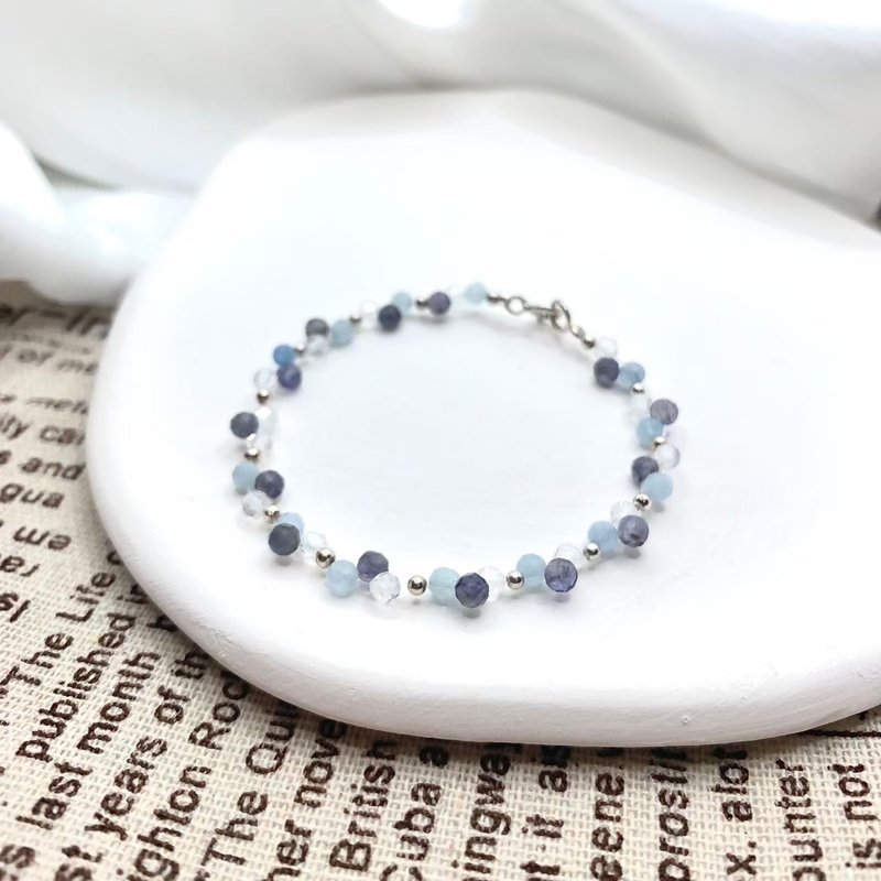 [Tick-Tock Lullaby] Lazuli White Crystal Aquamarine Crystal Bracelet Crystal Bracelet Bracelet - สร้อยข้อมือ - คริสตัล สีน้ำเงิน