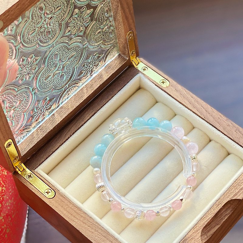 Amelia Jewelry丨Pink makeup Qingxue丨Lemurian white crystal aquamarine freshwater pearl kunzite - สร้อยข้อมือ - คริสตัล สึชมพู