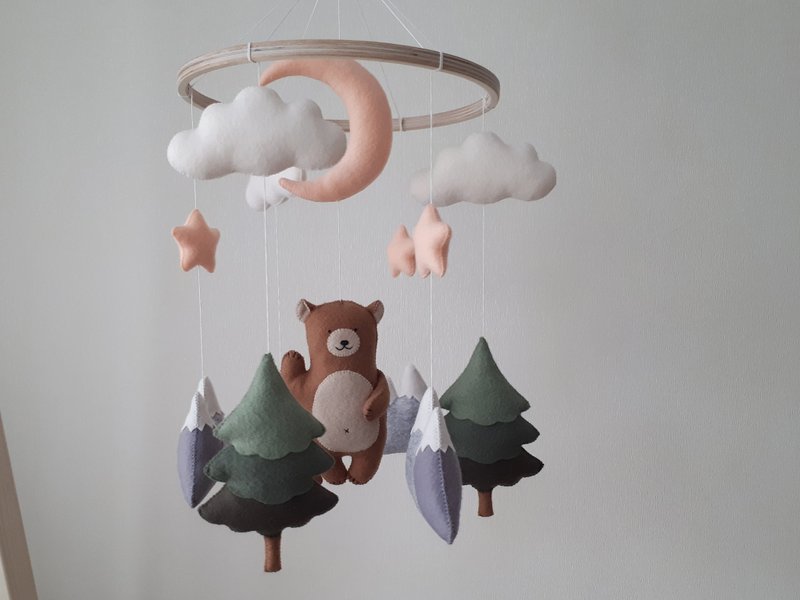 Woodland mobile nursery, bear crib mobile, forest mobile baby - ของเล่นเด็ก - วัสดุอีโค สีนำ้ตาล