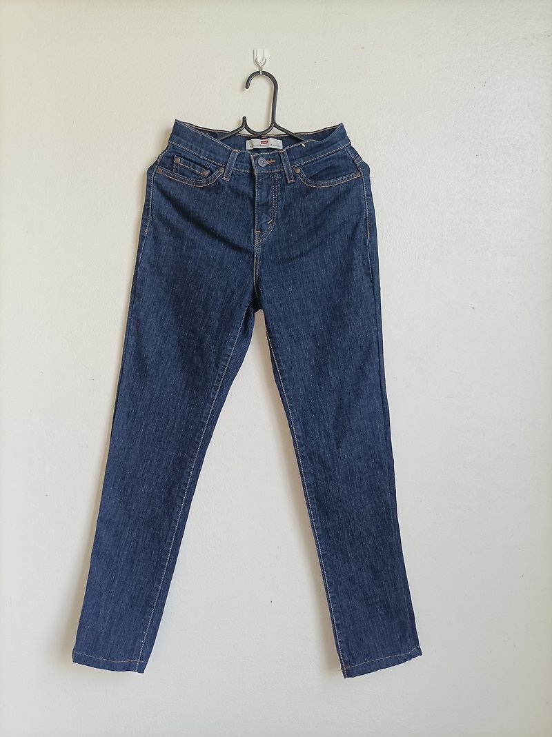Levi's 512 Vintage Jeans /Perfectly Slimming, 512 Bootcut Size W 27 / L 32 - Unisex Pants - Cotton & Hemp 