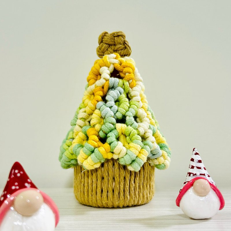 【手工製作】鉤針聖誕樹 耳環陳列 聖誕擺設 附聖誕燈串１條 - 擺飾/家飾品 - 棉．麻 多色