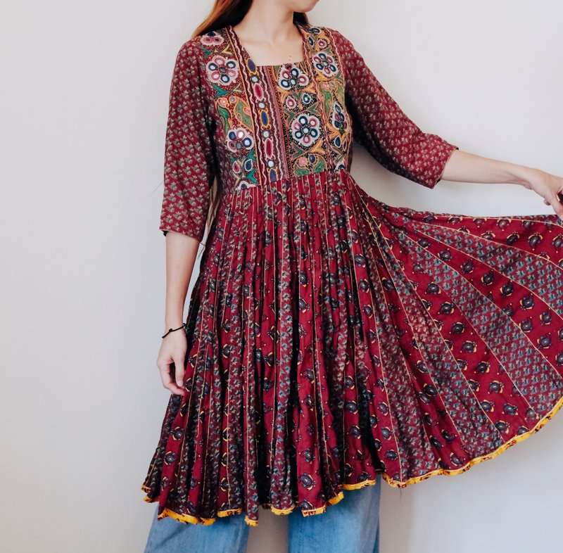 Vintage Indian Antique Embroidery Stamped Spliced Large Skirt Dress - ชุดเดรส - ผ้าฝ้าย/ผ้าลินิน 