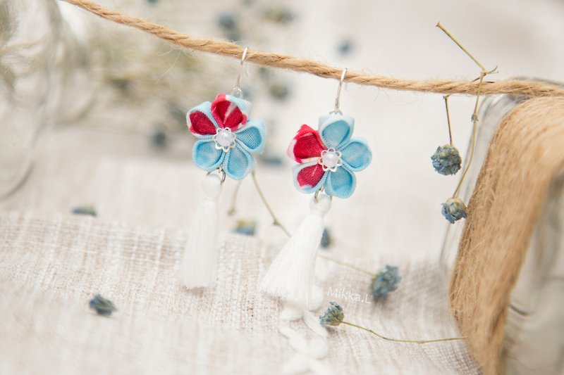 Fine work hand-made fine blue and white series Plum flower cloth tassel drop earrings spot shipping - Earrings & Clip-ons - Cotton & Hemp Blue