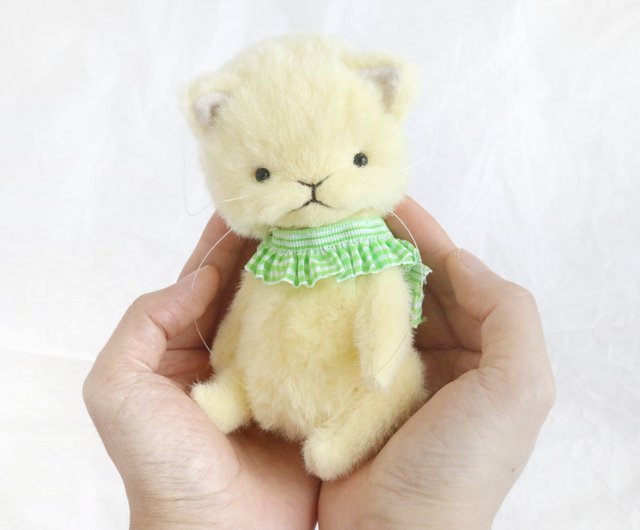 愛嬌がある白熊 アーティストベア 海外作家様 ハンドメイド テディベア 置物 愛嬌がある白熊 アーティストベア 海外作家様 ハンドメイド