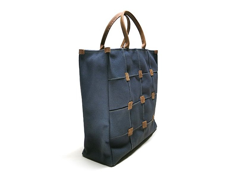 Four Pillars Tote Bag～Heavy Baked Ash～One more bag series - Handbags & Totes - Cotton & Hemp Gray