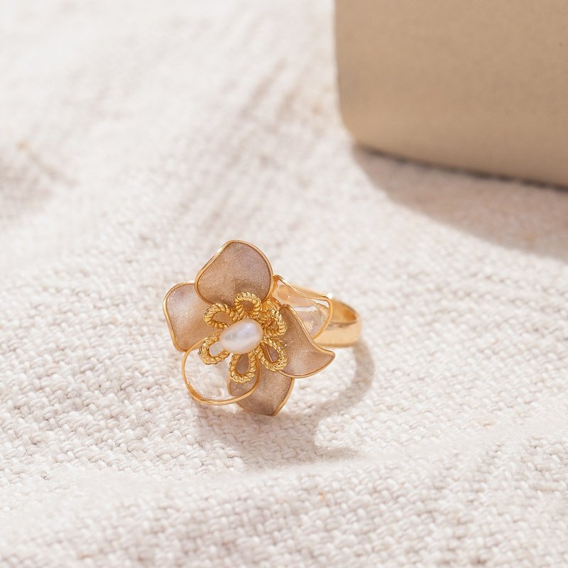 [Streamer-Cream Gold] 14K Gold Adjustable Ring Ring | Crystal Flower Jewelry - แหวนทั่วไป - เครื่องประดับ สีทอง
