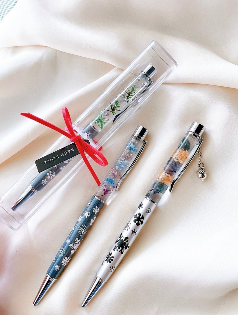 Miss. Flower puzzle hand-made dry flower experience floating flower pen Herbarium 2 Christmas snowflakes - จัดดอกไม้/ต้นไม้ - พืช/ดอกไม้ 