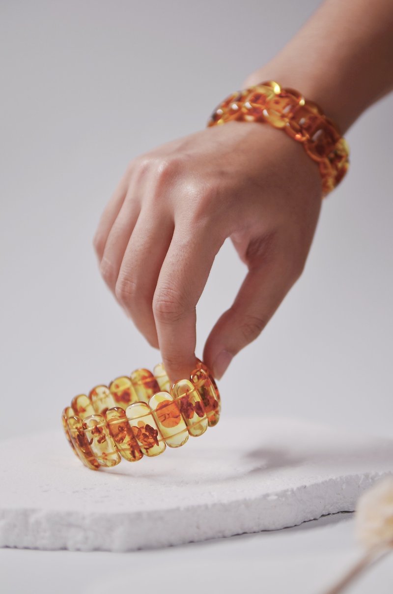 Fine flower amber hand row - Bracelets - Other Materials 