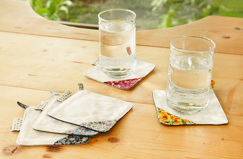 [Coasters] aqua gift selection - Featured fabric (a set of four random shipping) - Coasters - Cotton & Hemp Multicolor