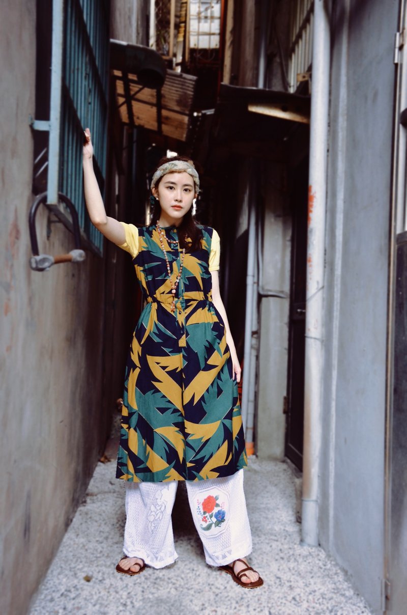 Japanese antique geometric color-block stitching sleeveless dress - ชุดเดรส - ผ้าฝ้าย/ผ้าลินิน หลากหลายสี