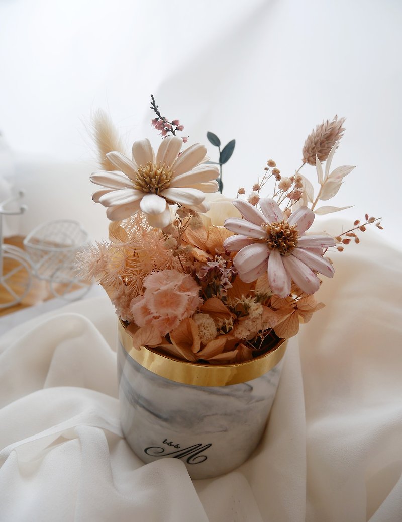 Miss. Flower Mystery [Warm and Containing Light] Small Daisy Table Flower - Dried Flowers & Bouquets - Plants & Flowers Blue