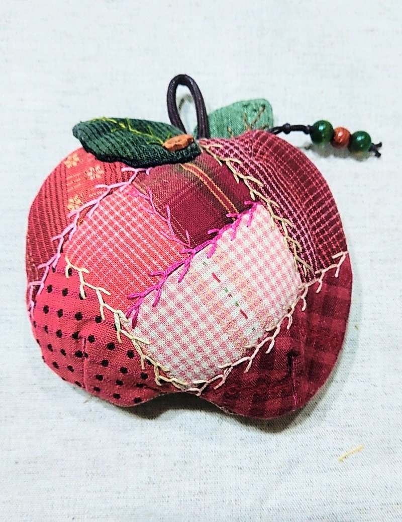 Apple coin purse - Coin Purses - Cotton & Hemp 