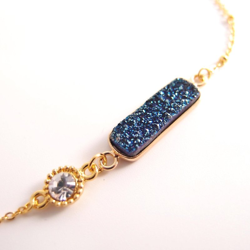 Natural stone [Cn0187-C] Long-type small crystal clusters. 24K gold clavicle chain or bracelet - Necklaces - Stone Blue