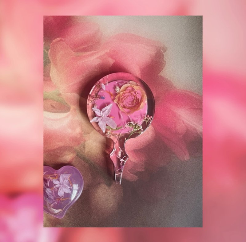 純手工繁花隨身鏡粉色禮盒+絲綢袋+花語卡+禮袋+貼紙 - 彩妝刷具/鏡子/梳子 - 植物．花 粉紅色