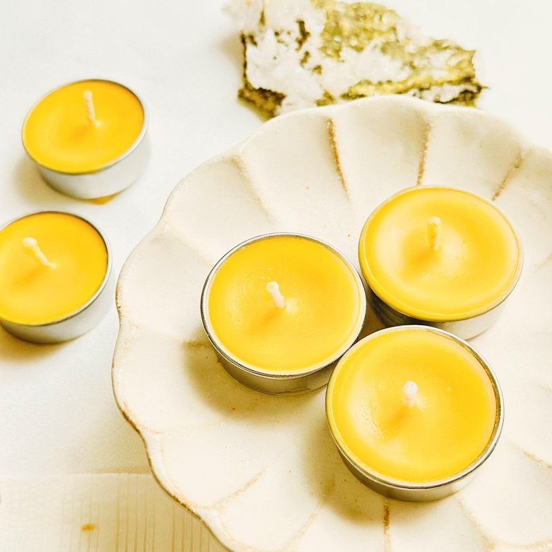 Summer Solstice Bee Candle [Full of Summer Sunshine] | Shining | Full | Blessings from the Earth | - เทียน/เชิงเทียน - ขี้ผึ้ง สีเหลือง