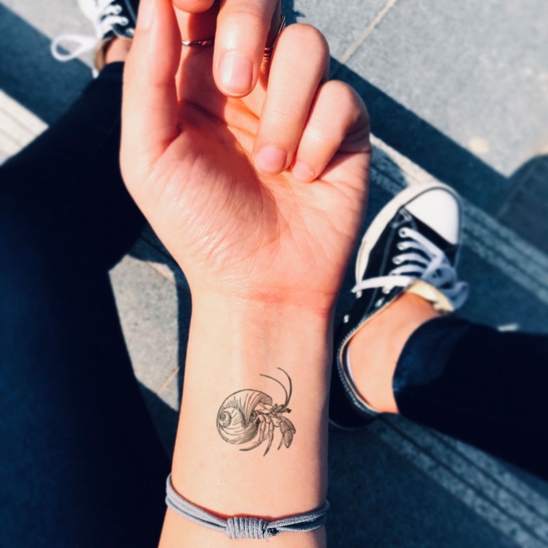 Hermit Crab Temporary Tattoo Sticker (Set of 2) - OhMyTat - สติ๊กเกอร์แทททู - กระดาษ สีดำ
