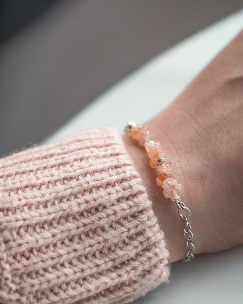 Sunstone Bracelet, 925 Sterling Silver, Aries, Leo, Gemini, June Crystal Jewelry - สร้อยข้อมือ - เครื่องเพชรพลอย สีส้ม