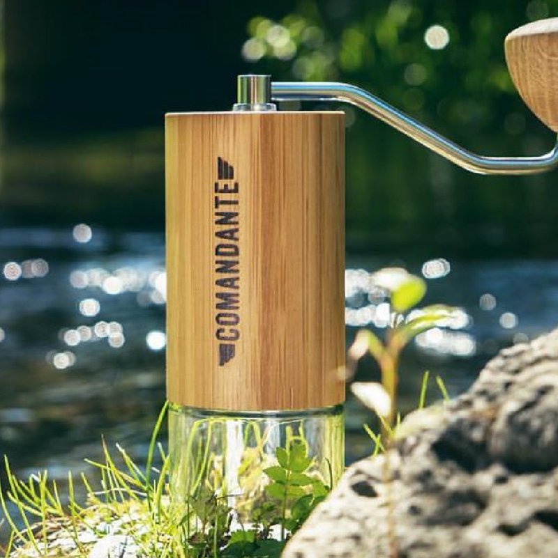 【德國】COMANDANTE頂級手搖磨豆機(BAMBOO)(淺棕色) - 咖啡壺/手沖壺 - 不鏽鋼 咖啡色