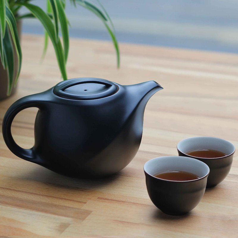 不二堂│絲路茶壺茶杯組 (黑陶) - 茶壺/茶杯/茶具 - 陶 黑色