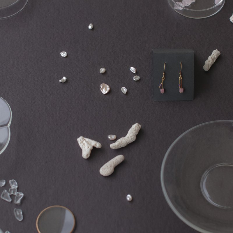 Natural Stone Earrings-Ripple/Stud/Clip/Customized - ต่างหู - คริสตัล สึชมพู