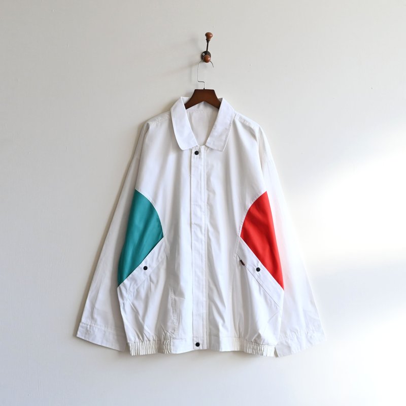 [Egg Plant Vintage] Contrast Color Block Vintage Blossom Jacket - Women's Casual & Functional Jackets - Other Man-Made Fibers White