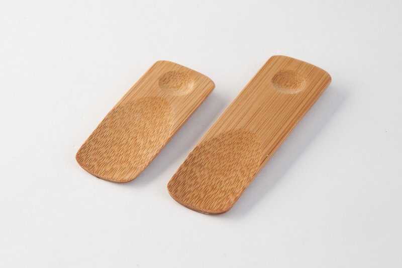 Carry a small shoehorn scraping stick and scraping board with you - Other - Bamboo Gold