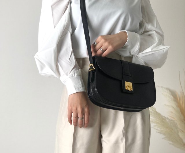 セリーヌ CELINE /ガンチーニ＊レザーショルダーバッグ