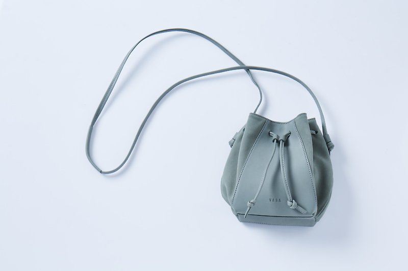 Muffin Grasshopper : Leather Cross-Body BAG - Drawstring Bags - Genuine Leather Blue