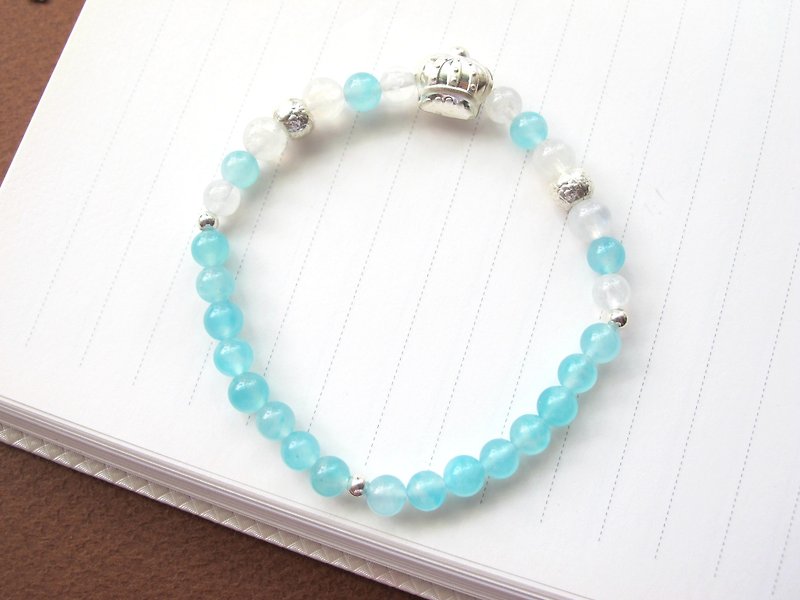 【Small Crown Tianhe Stone x Moonstone x 925 silver - hand-made natural stone series - Bracelets - Crystal Multicolor